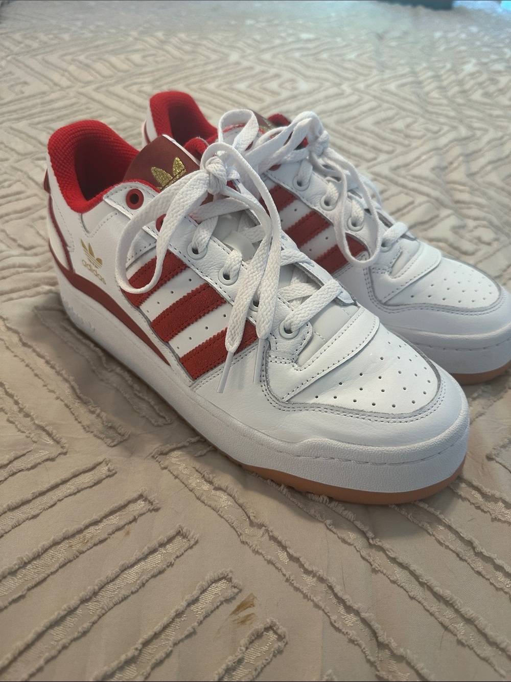 Adidas Forum Bold Stripes.
